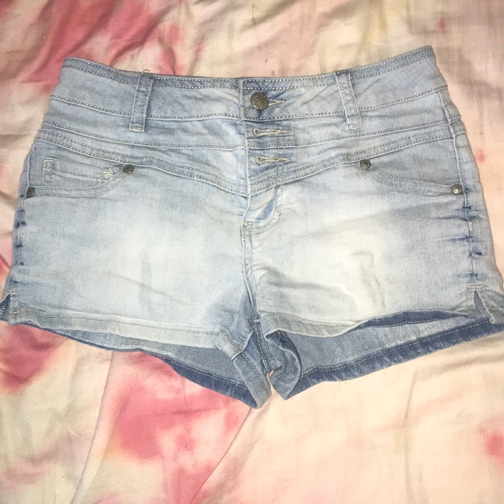 Blue Spice stretch jean shorts